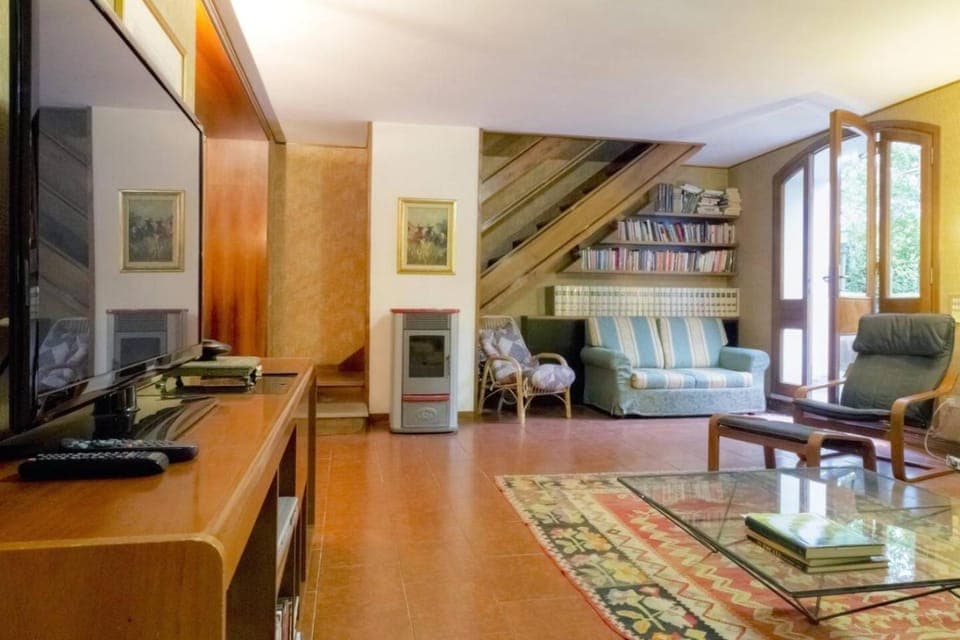 Communal lounge/ TV room, TV and multimedia