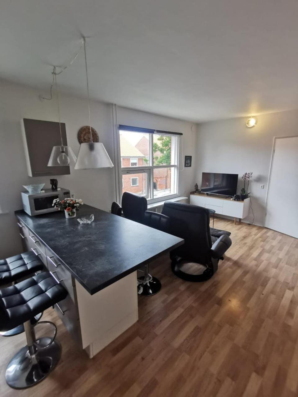 Living room, Seating area, Dining area