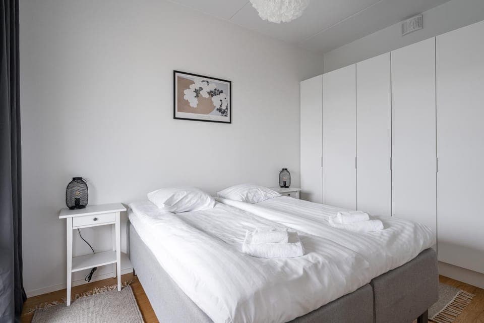 Bed, Photo of the whole room, Bedroom, towels, wardrobe