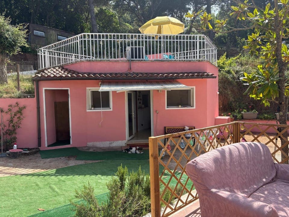 Property building, Balcony/Terrace