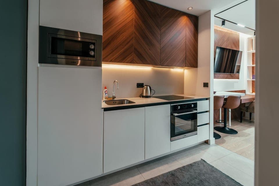 Kitchen or kitchenette