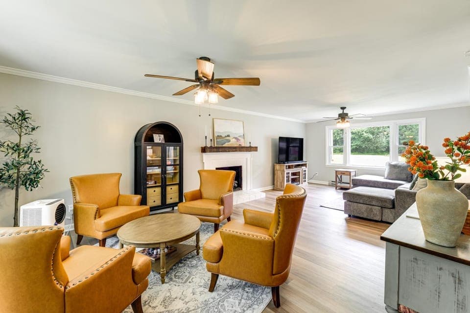 Fishing Trips and Waterfall Hikes! Alleghany Cottage House in Shenandoah Valley