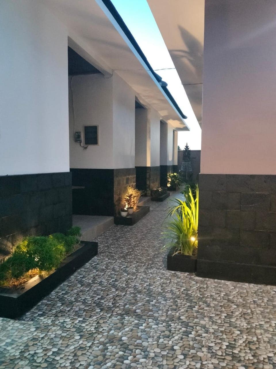 Property building, Day