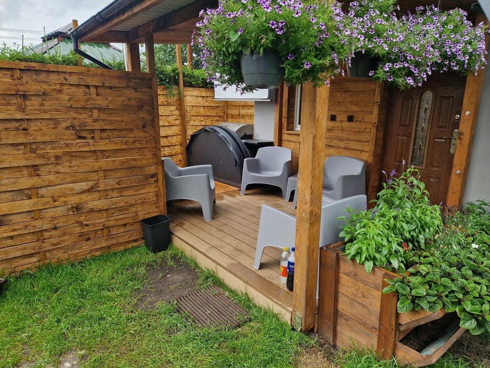 Garden, Seating area