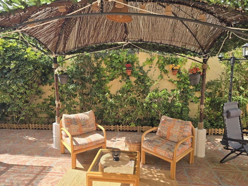 The Garden RA Floor Private Rooms, Pool, Garden Access Bed and Breakfast in Marina Baixa