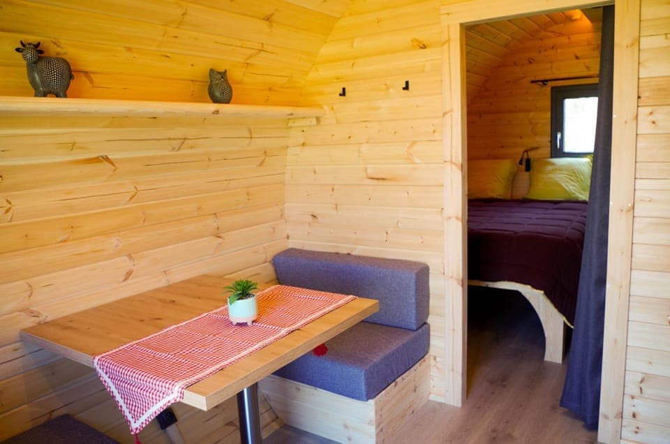 Living room, Seating area, Dining area, Meals