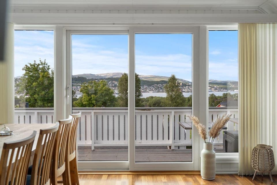 View (from property/room), Dining area