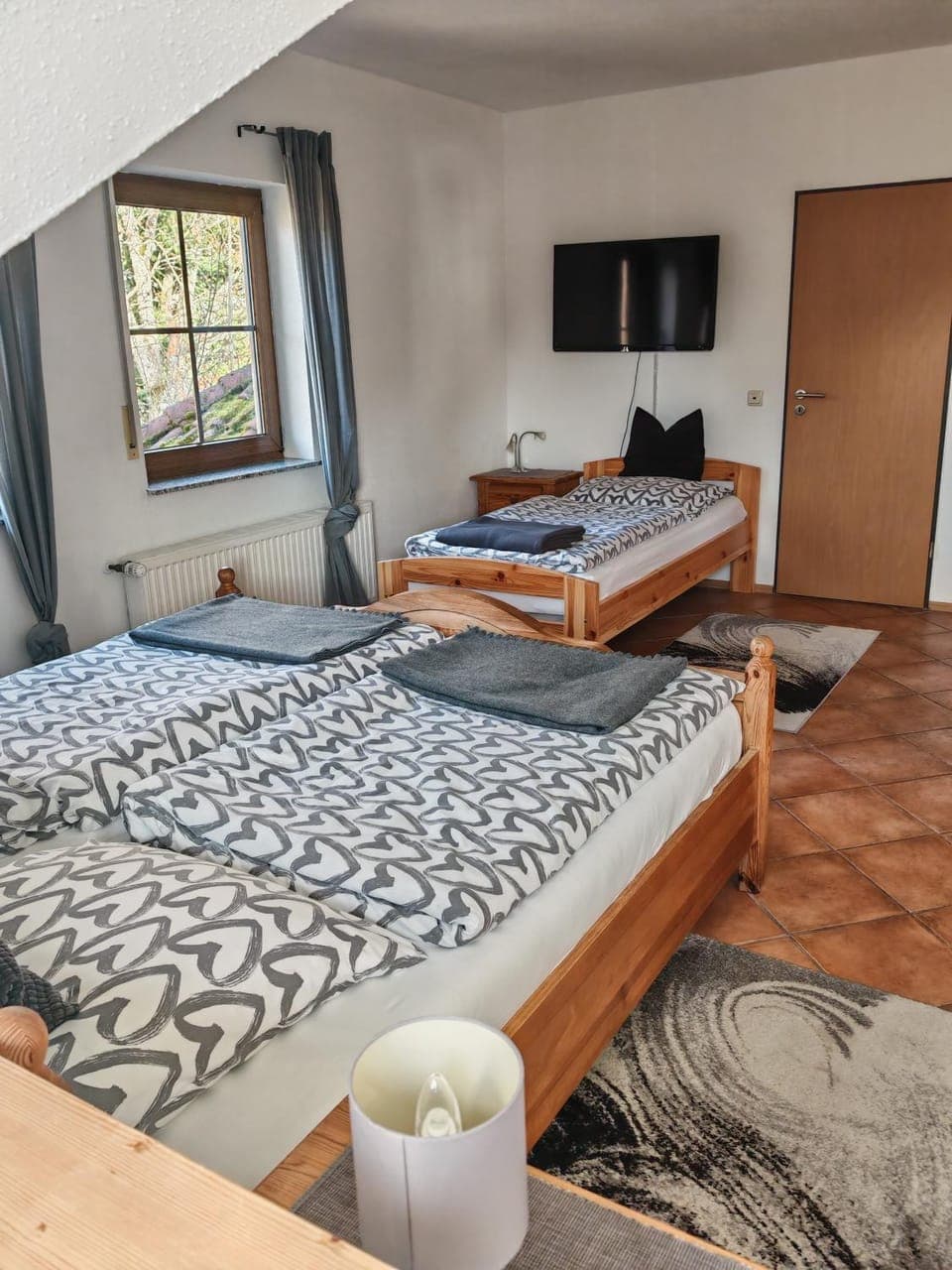 Photo of the whole room