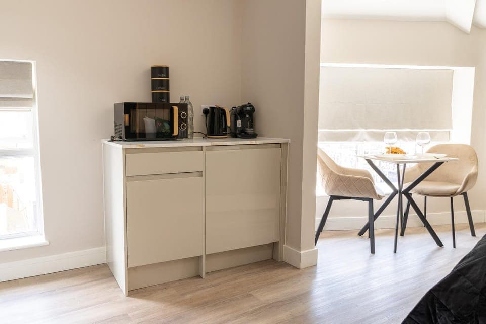 Coffee/tea facilities, Kitchen or kitchenette