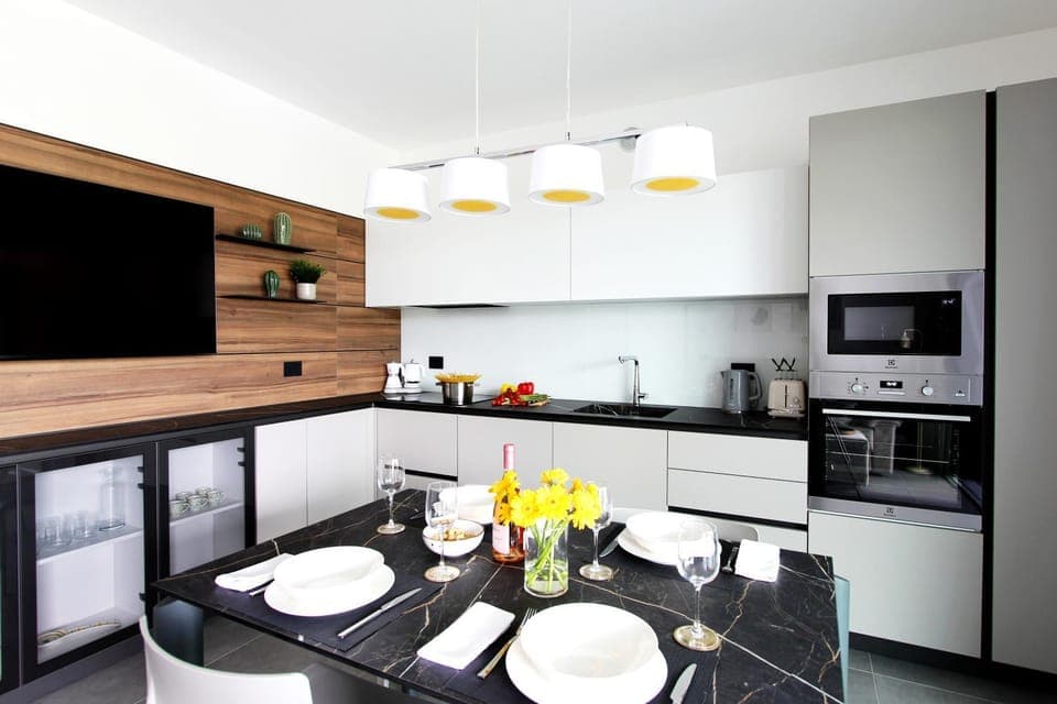 Kitchen or kitchenette, Dining area, stove, kitchen