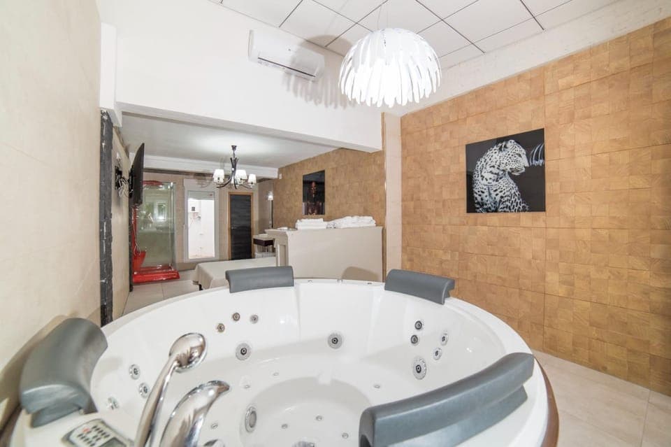 Hot Tub