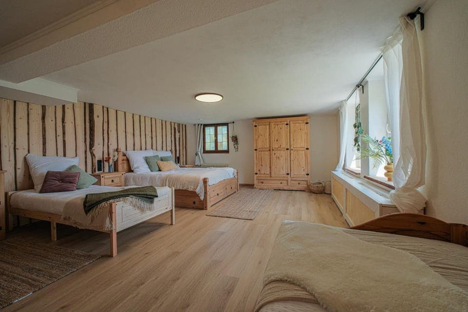 Bed, Photo of the whole room, Bedroom, towels, wardrobe