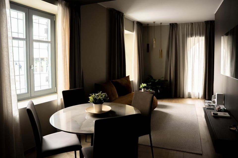 Communal lounge/ TV room, Living room