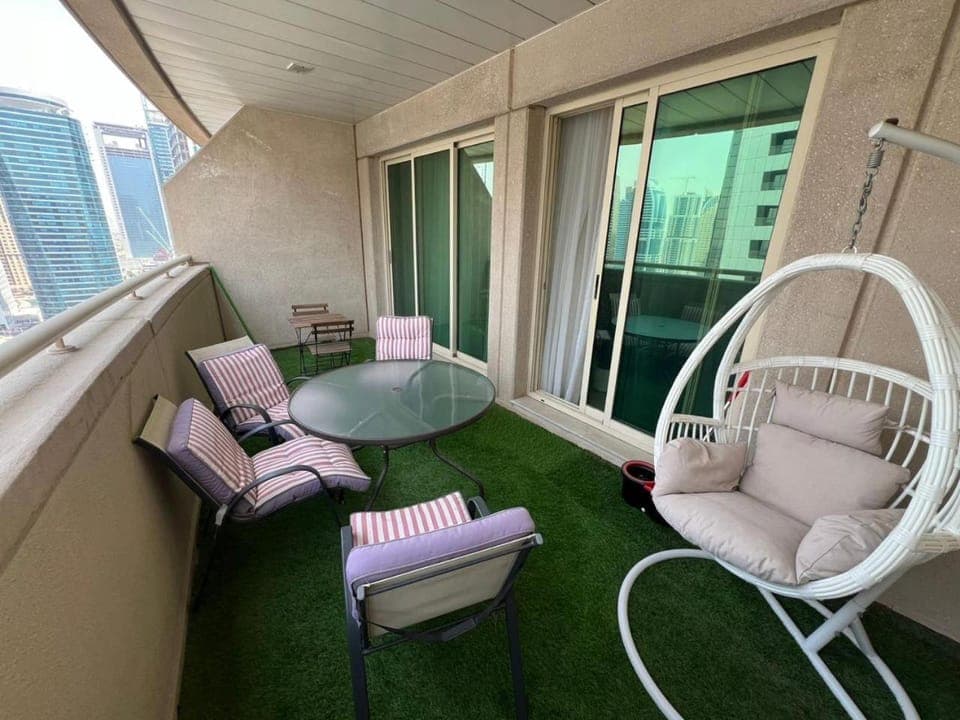 View (from property/room), Balcony/Terrace