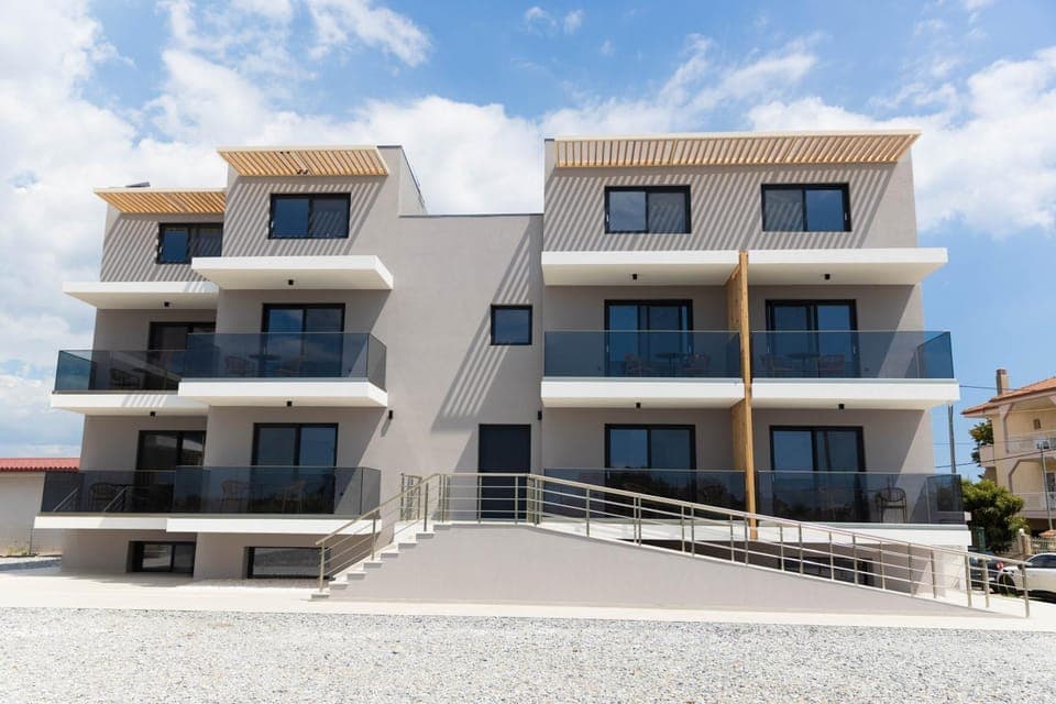 Property building, Balcony/Terrace