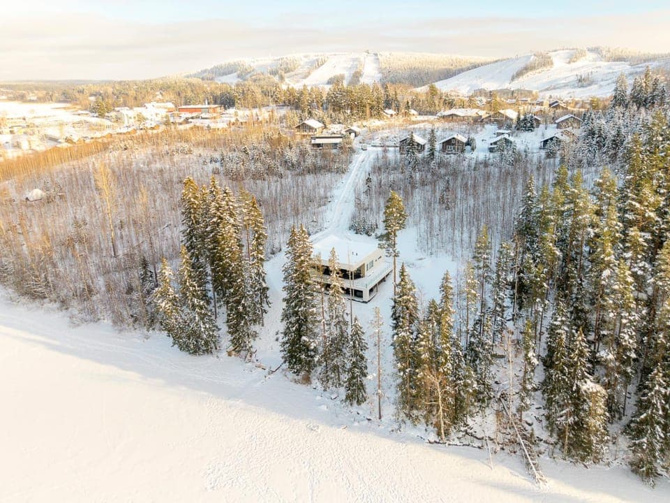 Property building, Bird's eye view