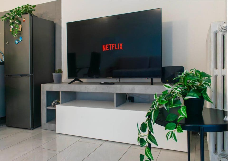 Communal lounge/ TV room, TV and multimedia, Evening entertainment