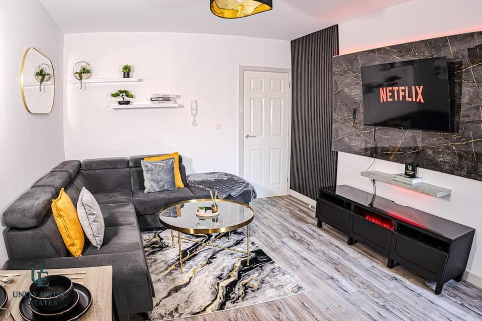 TV and multimedia, Living room, Seating area