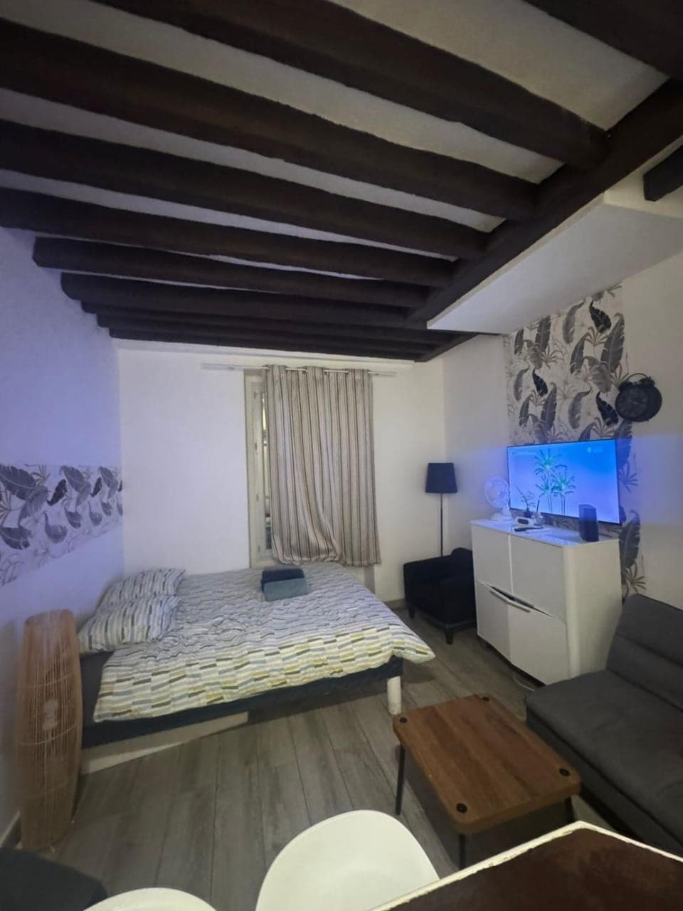 Bed, TV and multimedia