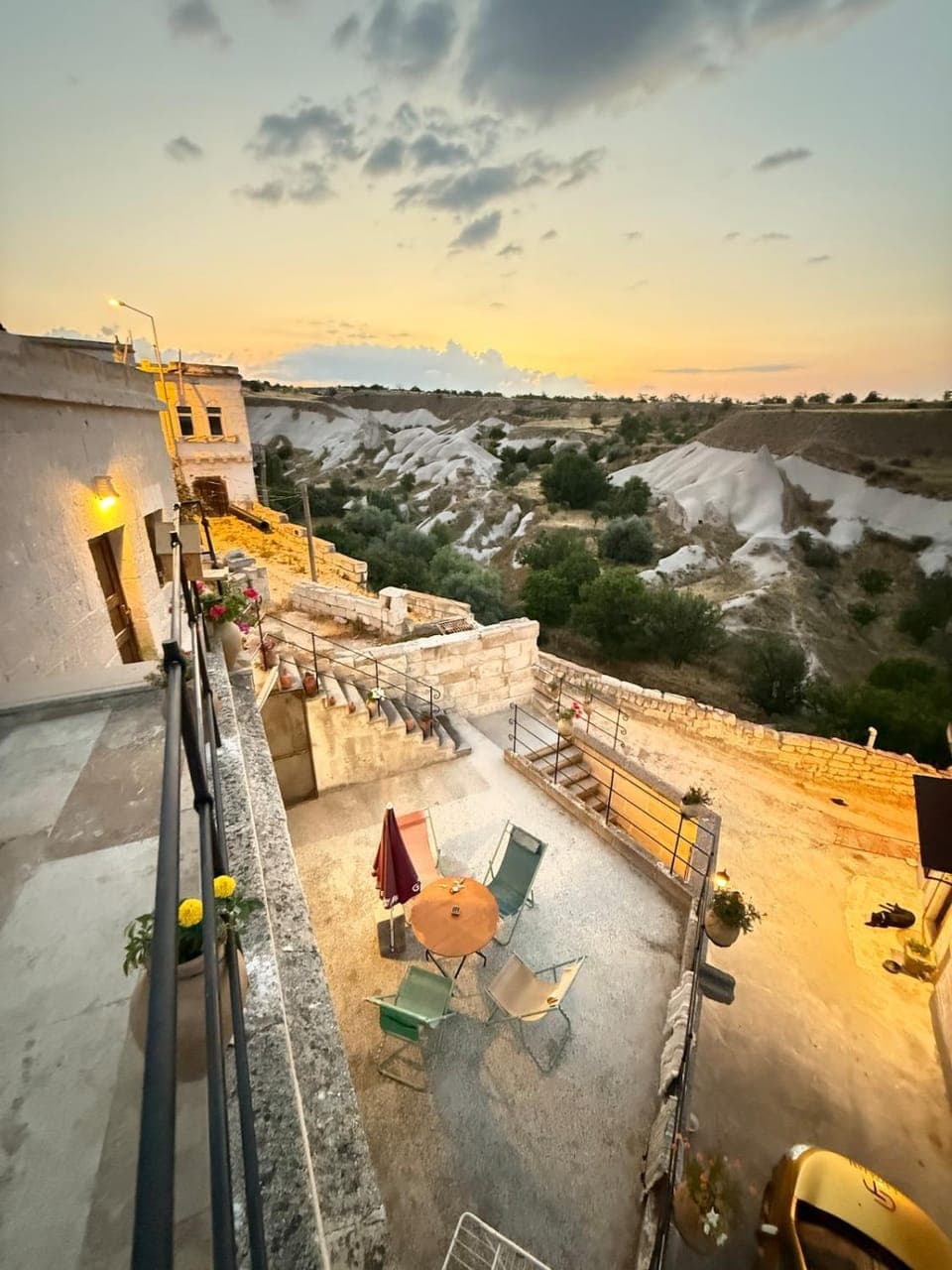 Patio, Natural landscape, Balcony/Terrace, Seating area, Sunrise