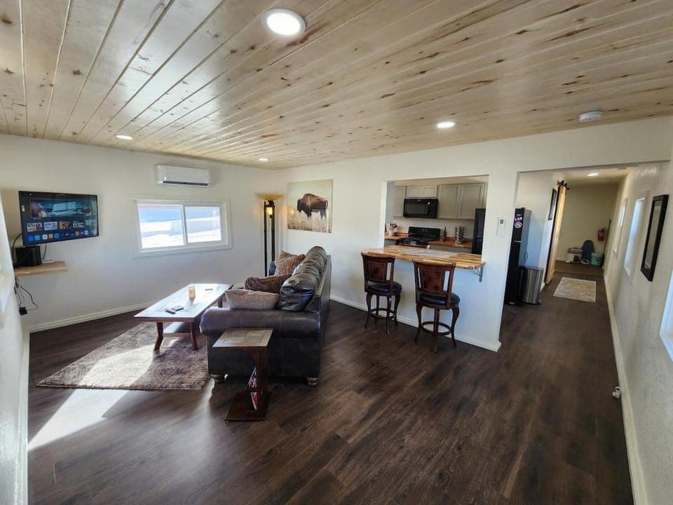 Communal lounge/ TV room, TV and multimedia, Evening entertainment