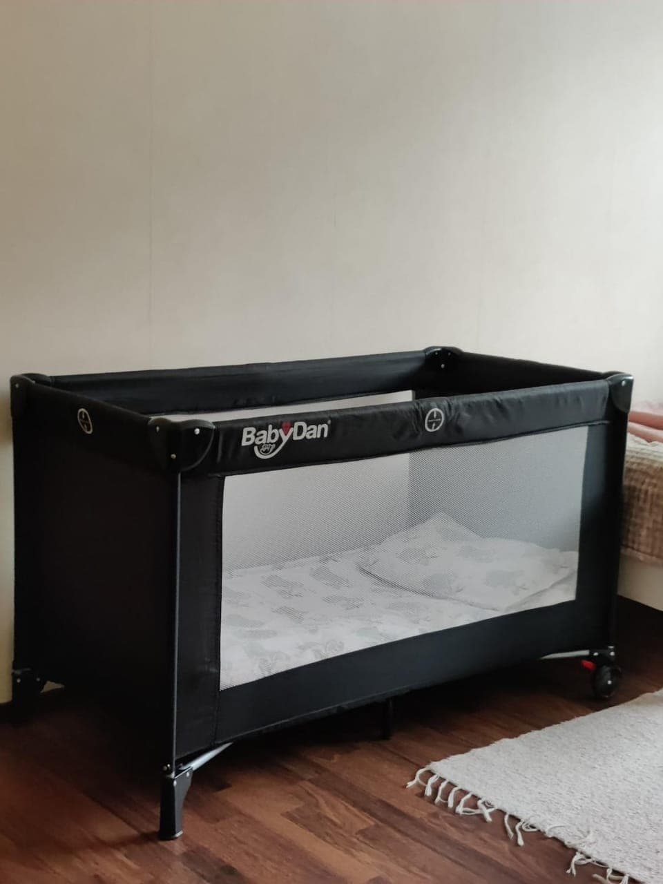 Bedroom, cot