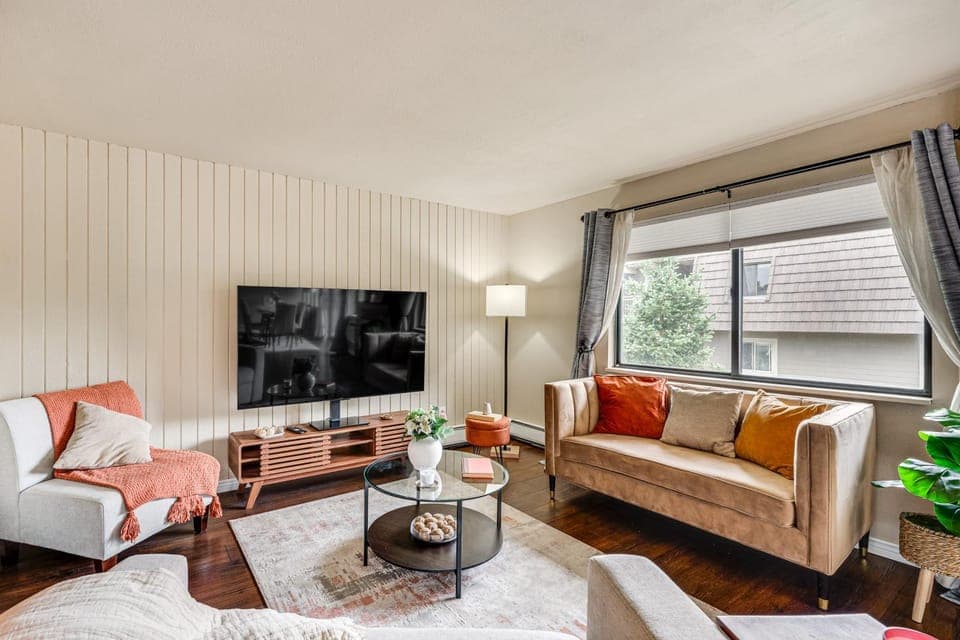 2 Mi to CU Boulder: Mtn-View Condo w/ Pool Access House in Boulder