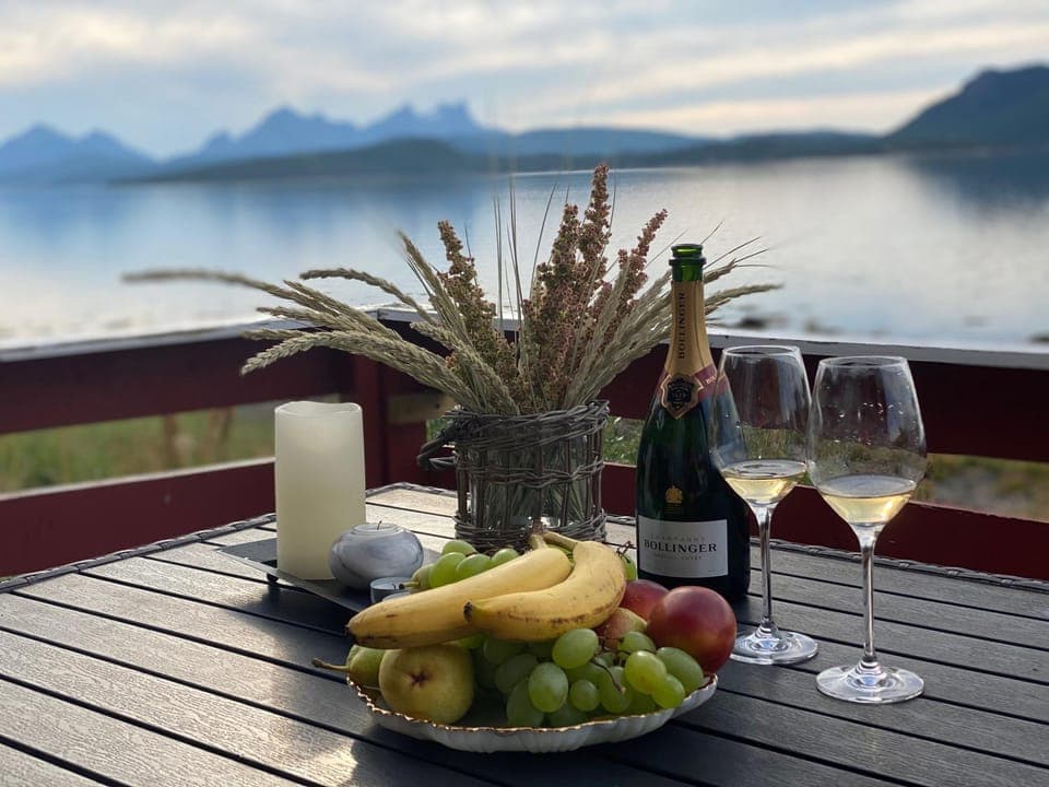 Summer, Text overlay, Mountain view