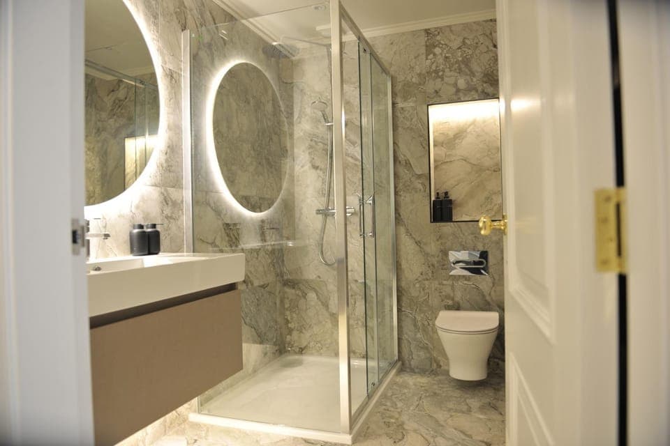 Shower, Bathroom