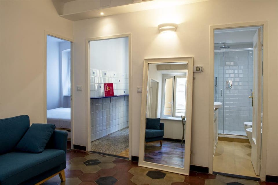 Communal lounge/ TV room, Living room