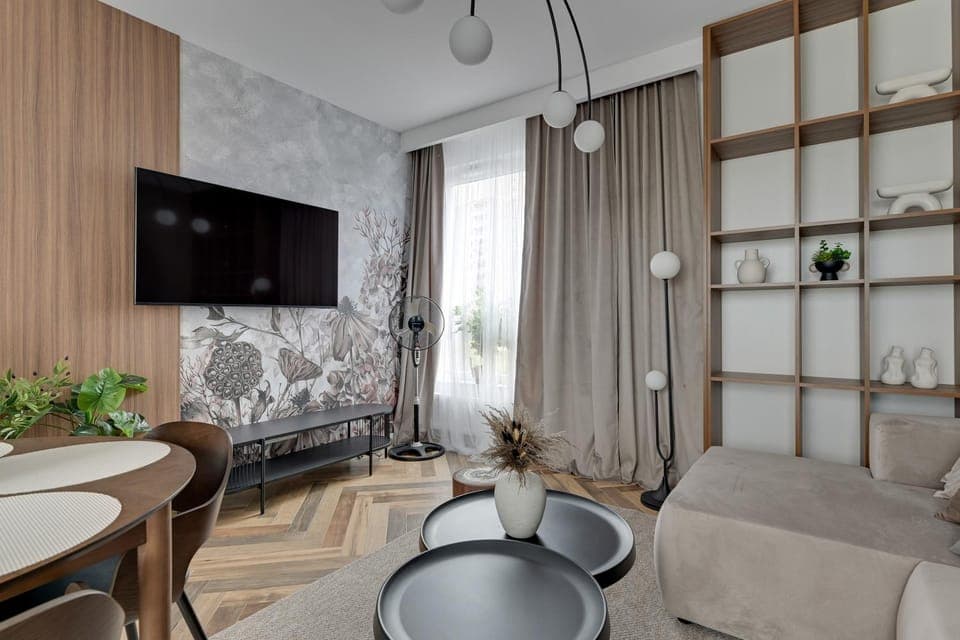 Communal lounge/ TV room, TV and multimedia, Living room, Seating area, Evening entertainment