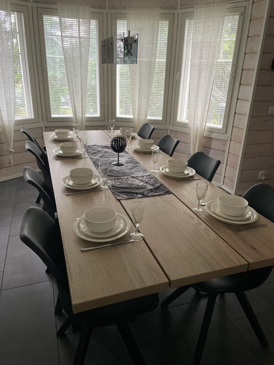 Seating area, Dining area