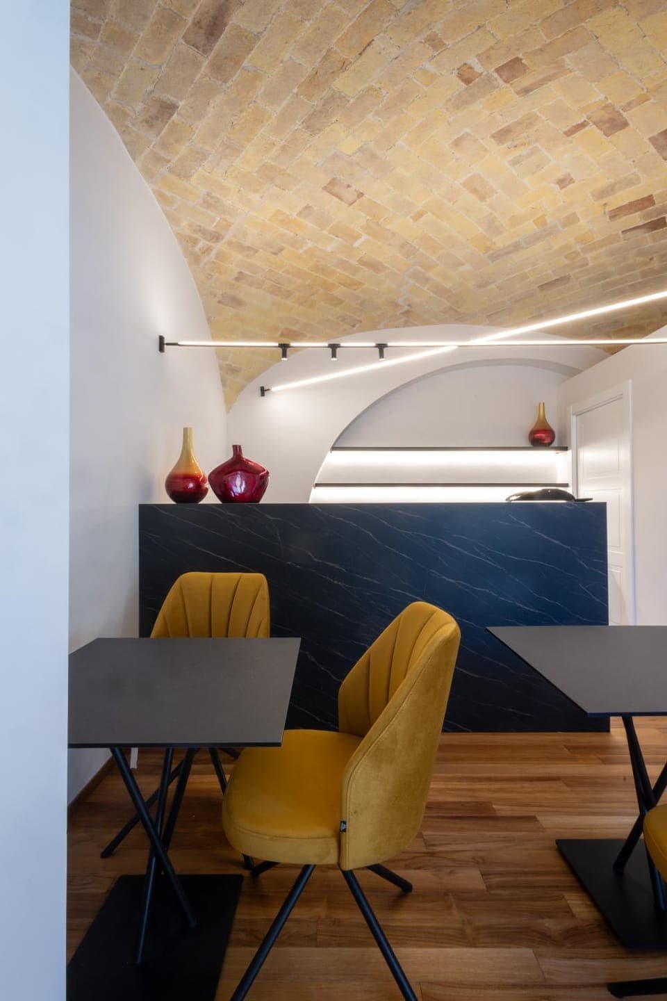 Dining area, Breakfast