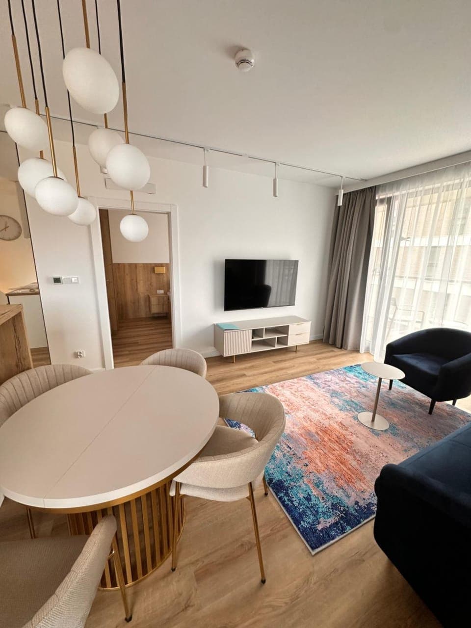 Communal lounge/ TV room, TV and multimedia, Living room