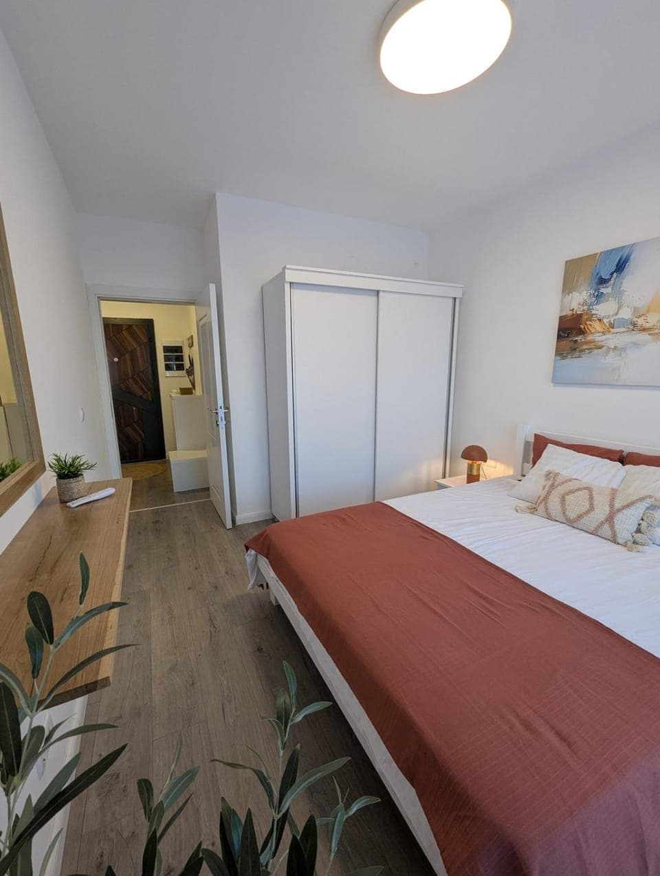 Bed, Photo of the whole room, Bedroom, wardrobe