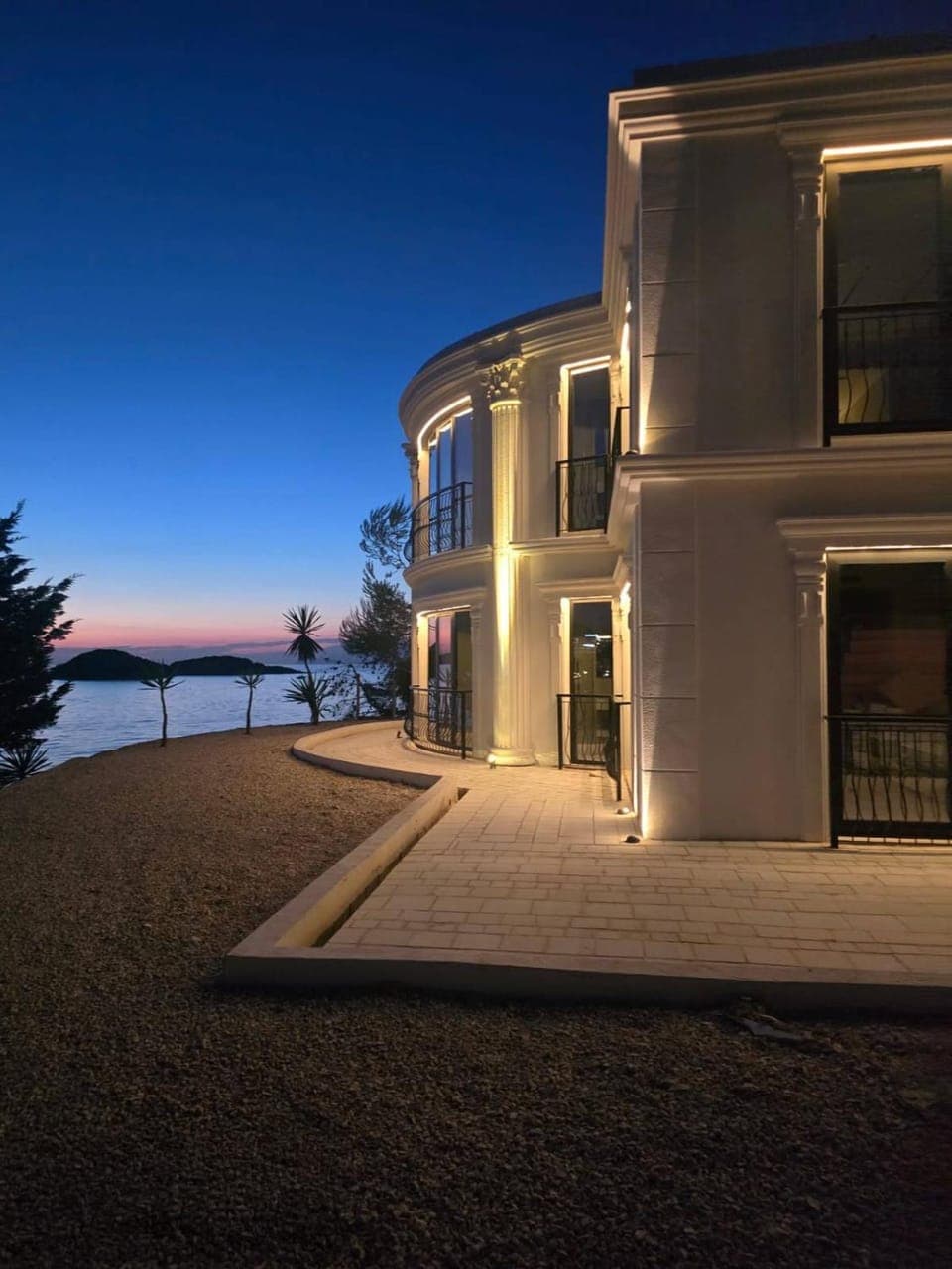 Property building, Sea view