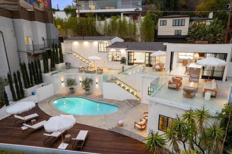 BBQ facilities, Garden, Swimming pool