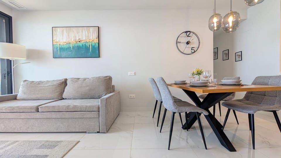 Living room, Dining area