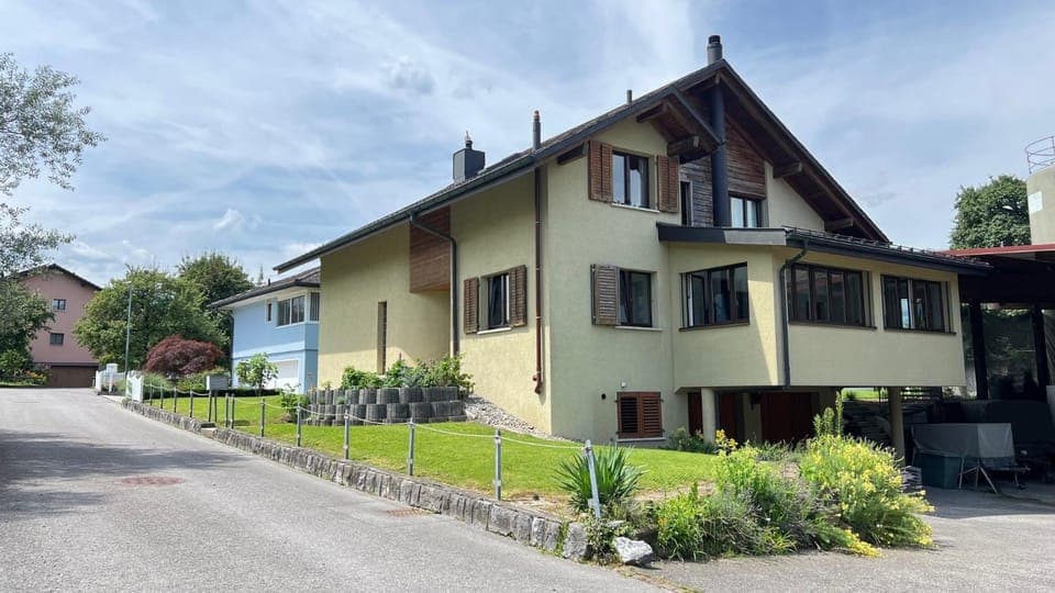 Property building, Garden, Garden view