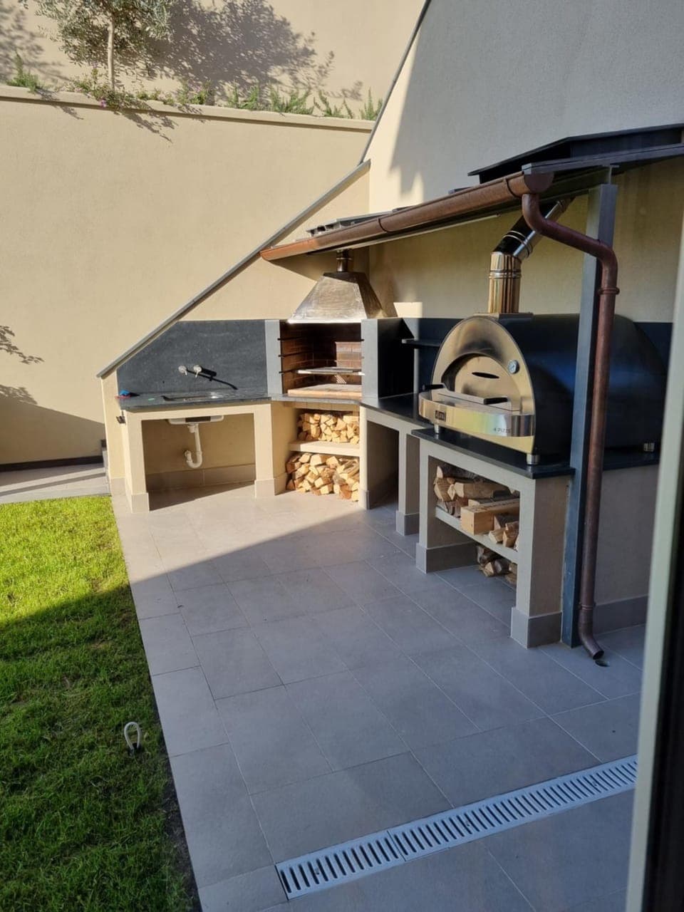 BBQ facilities, BBQ facilities