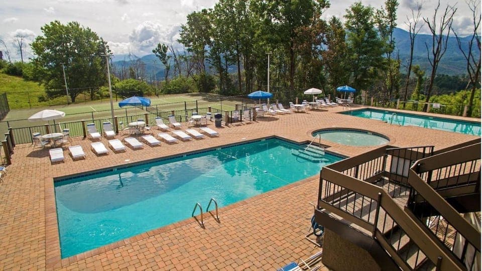 Ober the Top Views by American Patriot Getaways House in Gatlinburg