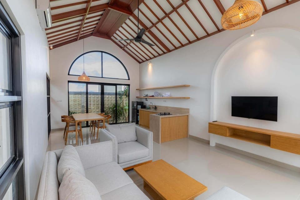 Living room, Dining area, kitchen