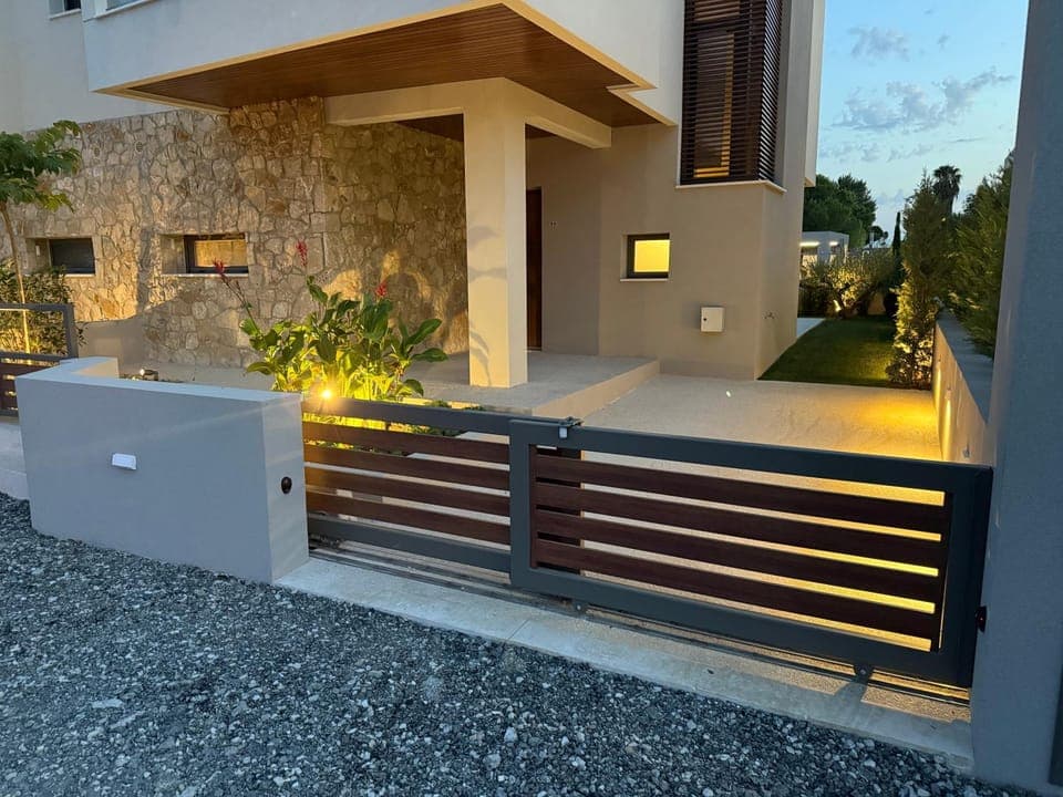 Property building, Parking