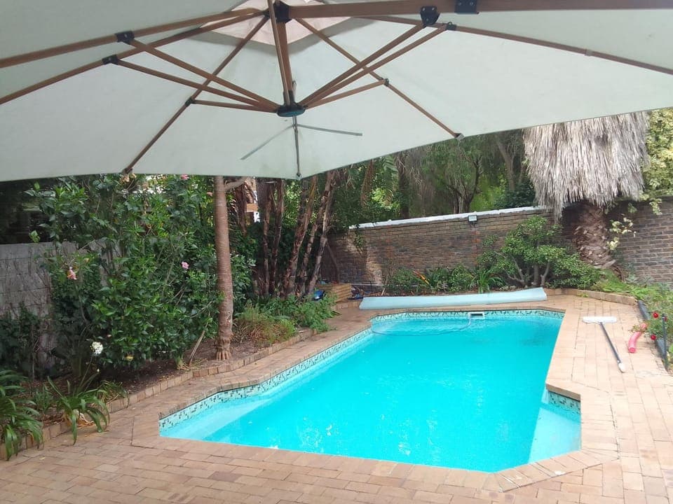 Garden, Garden view, Pool view, Swimming pool, sunbed