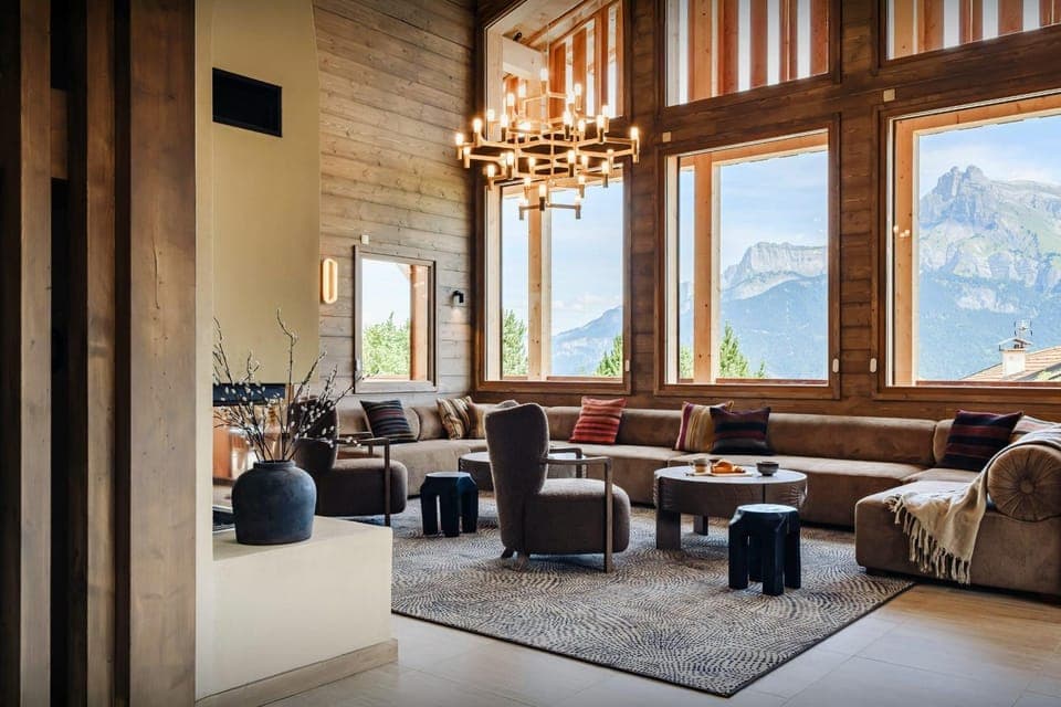Winter, Living room, Seating area, Mountain view