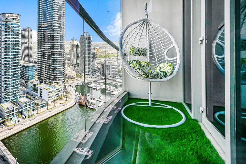 Day, View (from property/room), Balcony/Terrace, City view, Lake view