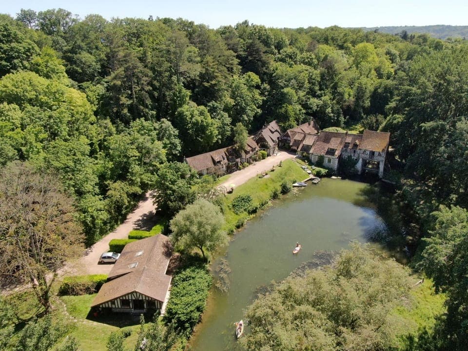 Property building, Bird's eye view, River view