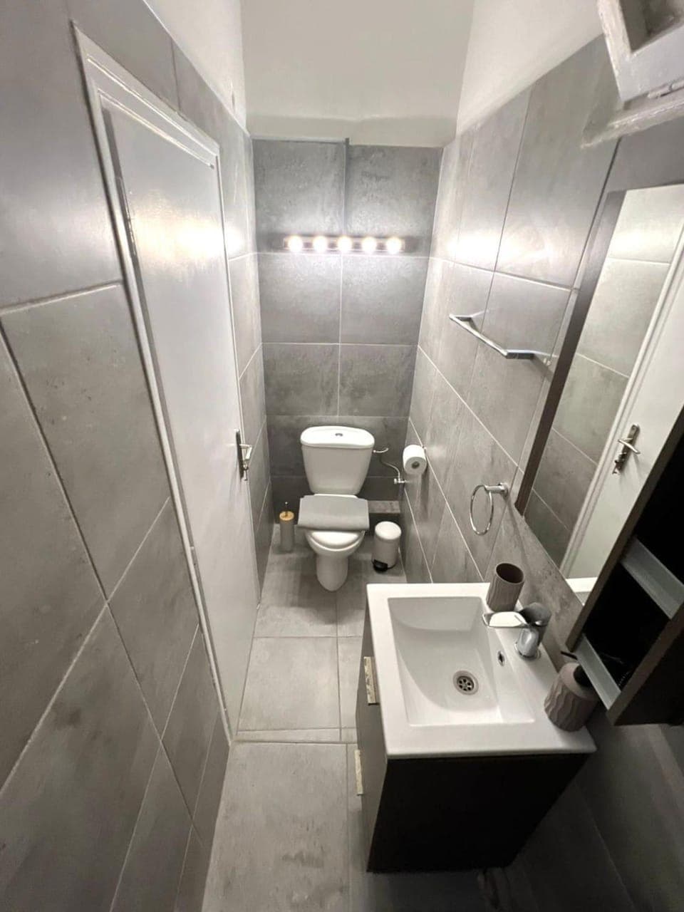 The Artist's Nook - Syntagma Escape Apartment in Plaka
