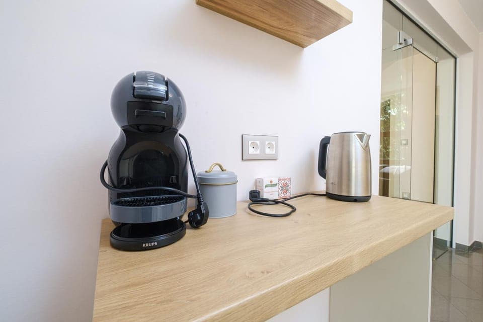 Coffee/tea facilities, Kitchen or kitchenette, minibar, toaster