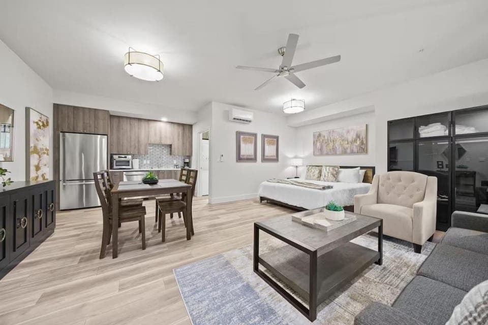 Photo of the whole room